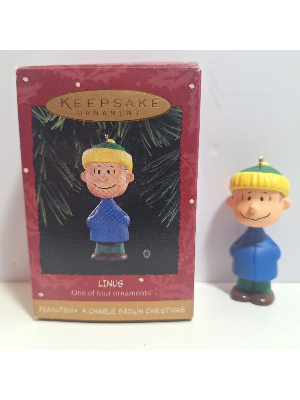 Linus Peanuts Charlie Brown Christmas Hallmark Keepsake Ornament 30 Anniversary